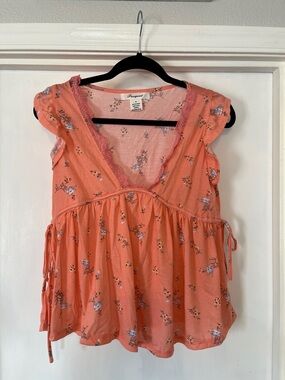 Juniors passport Coral Floral V-Neck Peplum Top with Lace Trim